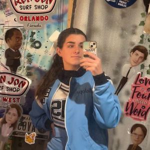 Meet your Posher, Brooke